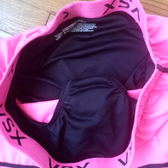 💟 Victoria Secret shorts💟 - Picture 4 of 4